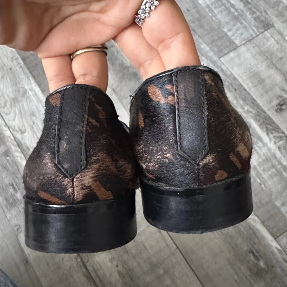 80%20 Cow Leather Flats